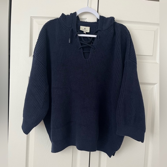 Tuckernuck Navy Knit Declan Pullover sweater size large navy blue hooded knit - Picture 5 of 11
